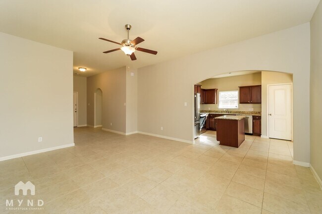 Foto del edificio - 13624 Founders Ln