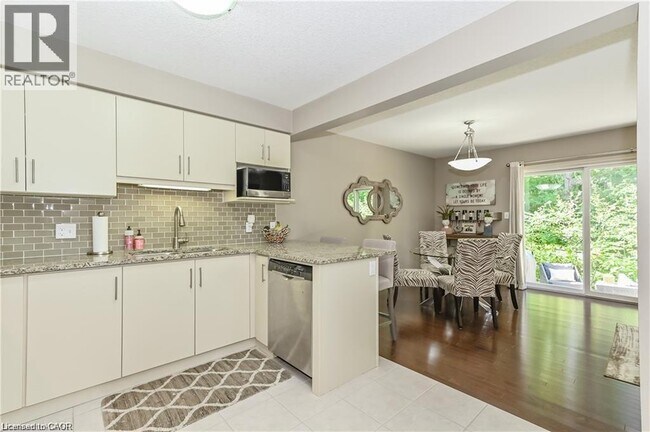 Building Photo - 300 Fallowfield Dr