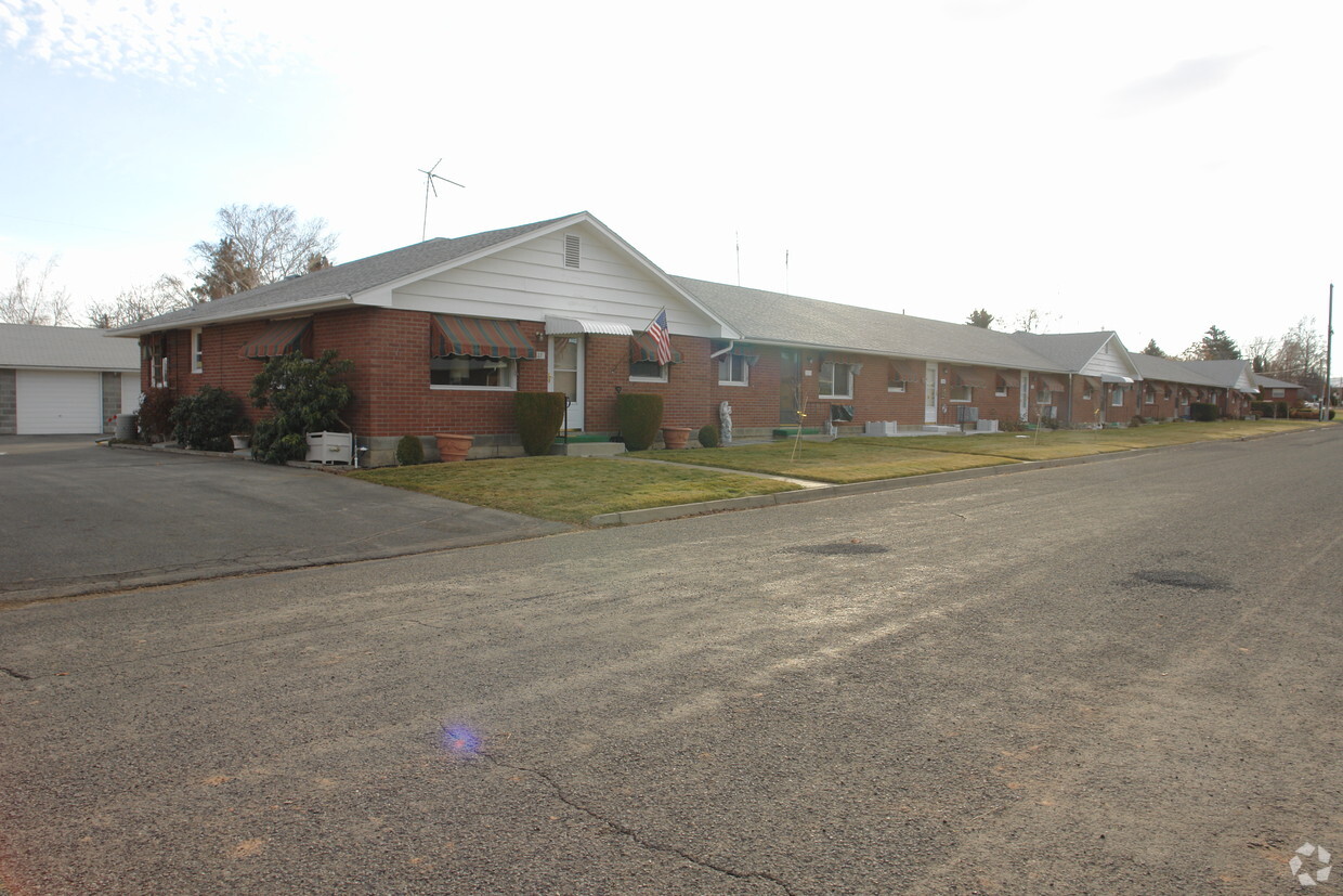 Building Photo - 211-227 N 38th Ave