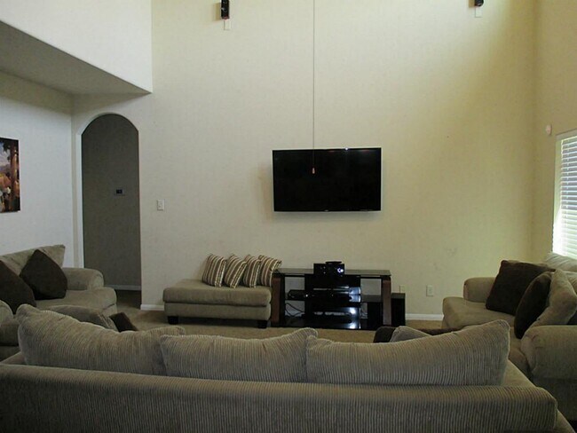 Foto del edificio - 19419 Bronte Springs Court