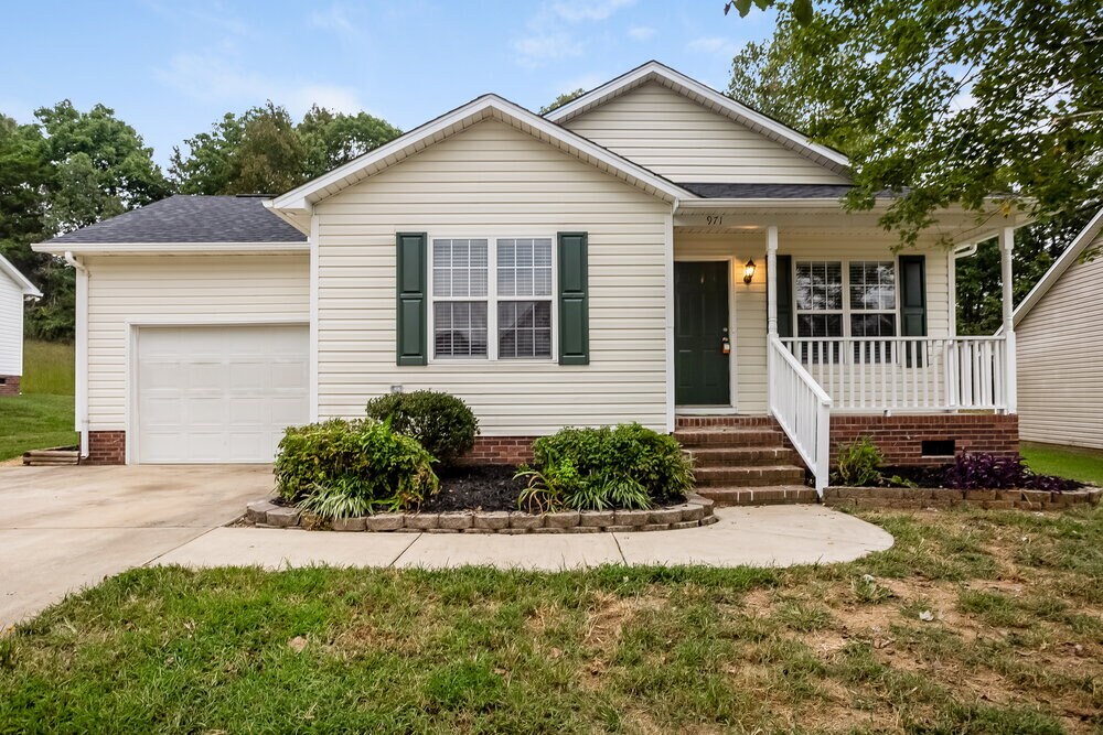 Foto principal - 971 Avery Ct