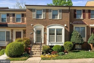 Building Photo - 7720 Bristol Square Ct
