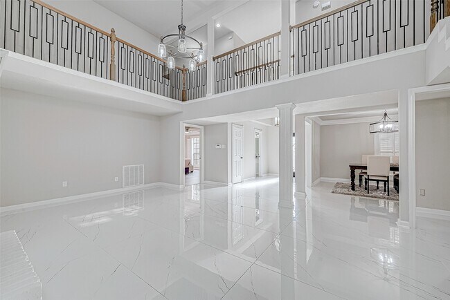 Foto del edificio - 3102 Glenn Lakes Ln