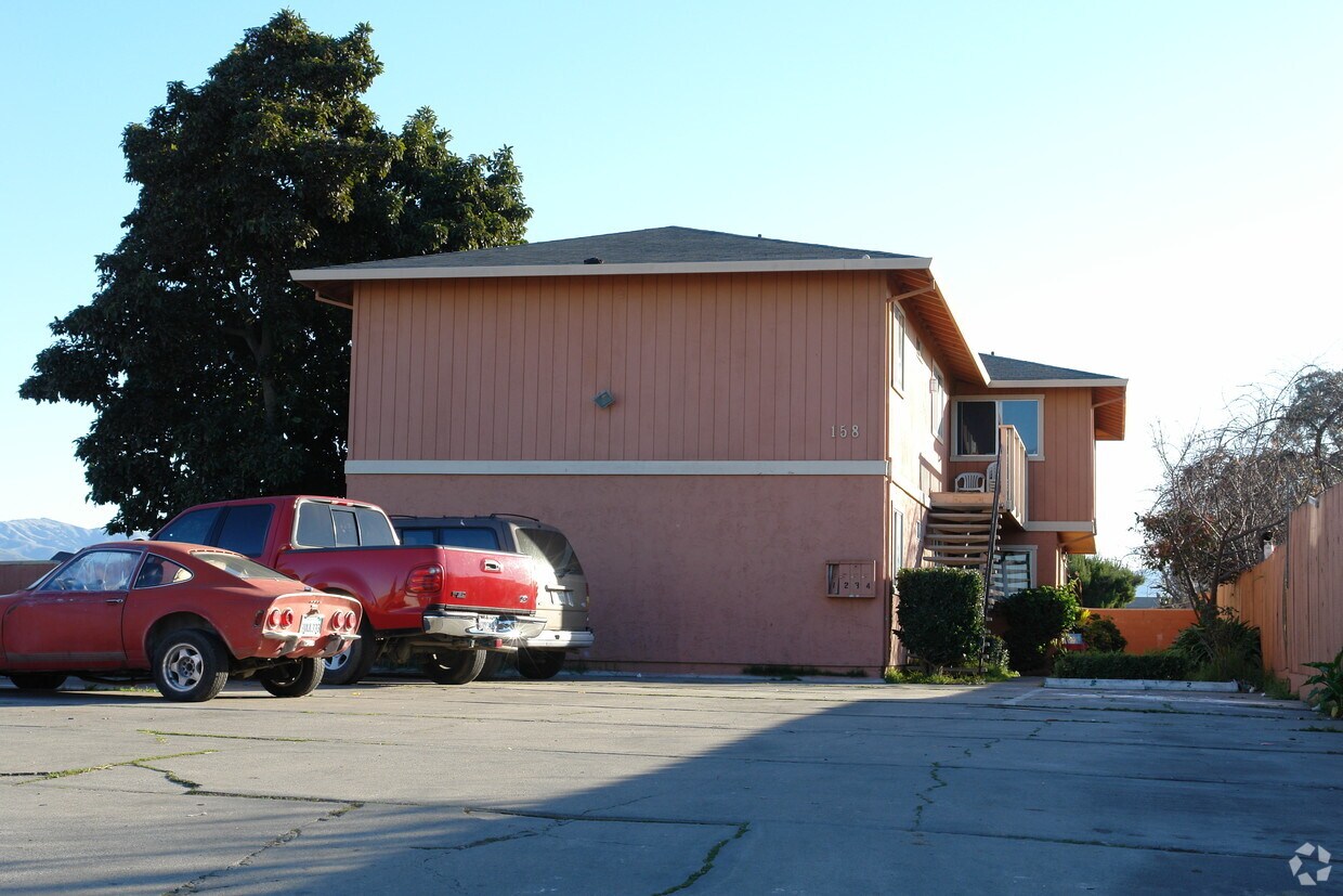 Primary Photo - 158 Carr Ave