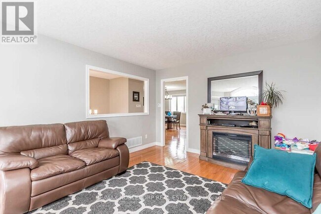 Photo du bâtiment - 4641 10th Side Rd