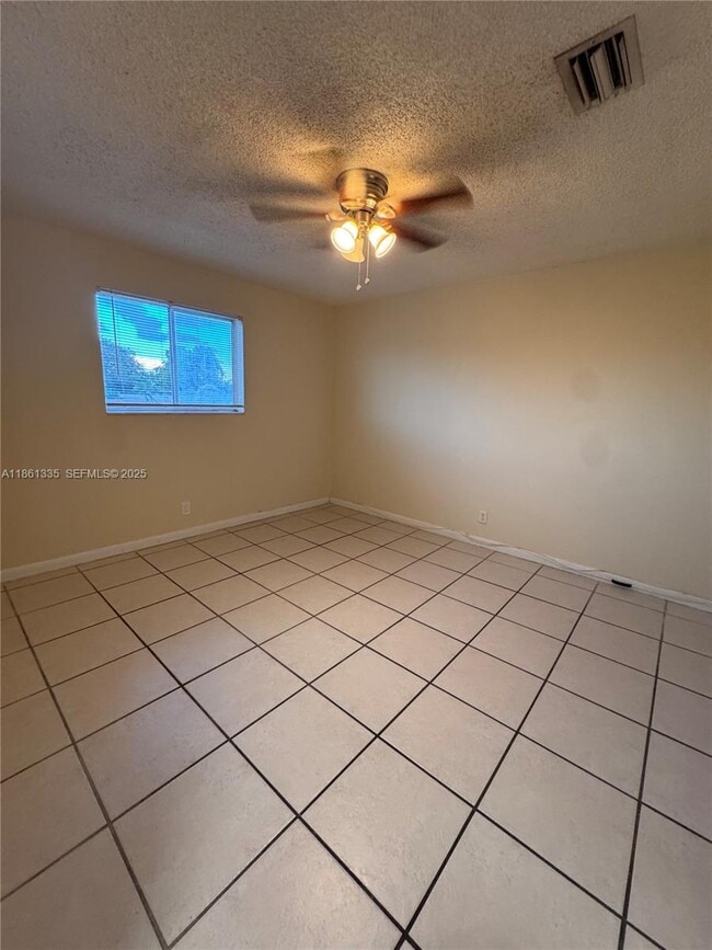 Building Photo - 2331 Adams St