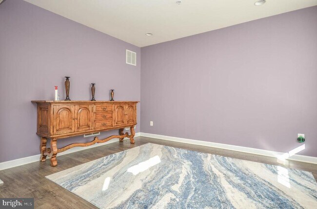 Foto del edificio - 307 Ridgemont Ave