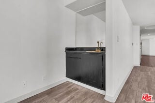 Foto del edificio - 131 Croft Ave