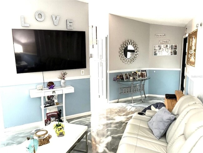 Building Photo - 2122 Winningway St