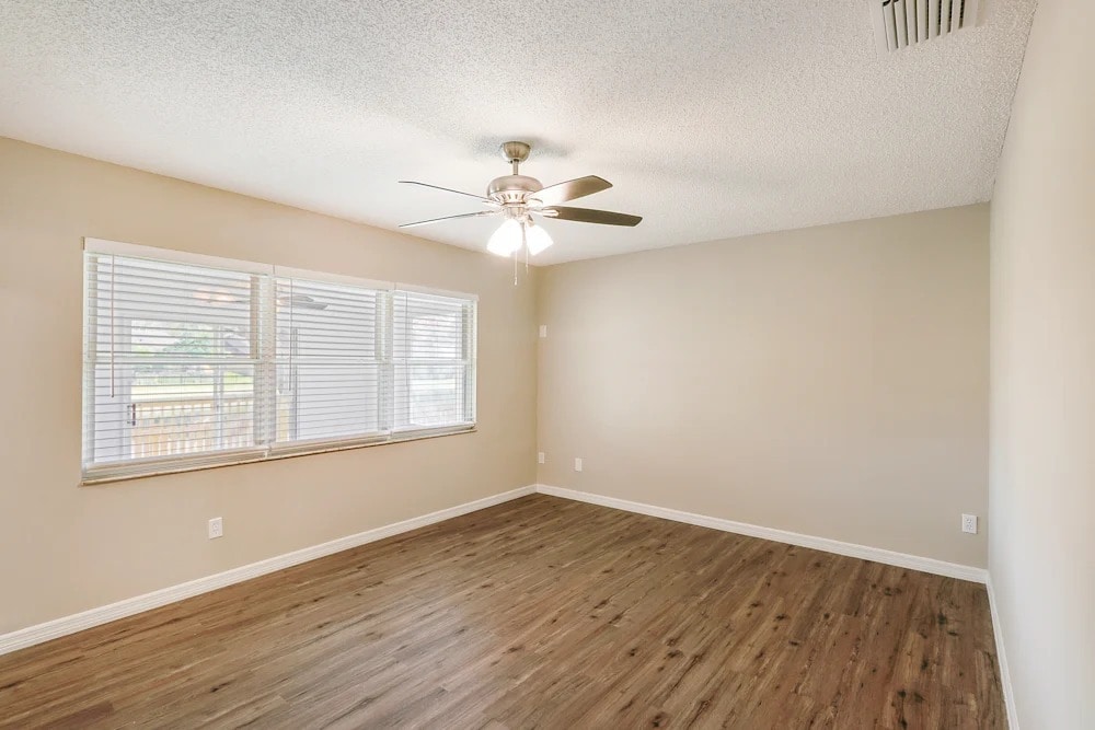 Foto del edificio - 1805 Prospect Ave