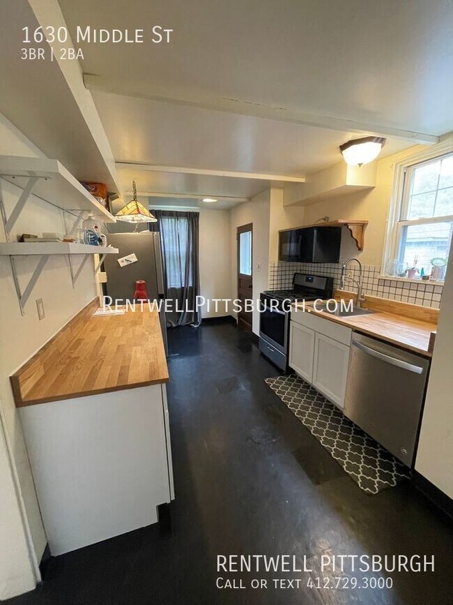 Foto del edificio - 3 Bedroom Home in Sharpsburg - 1st Month R...
