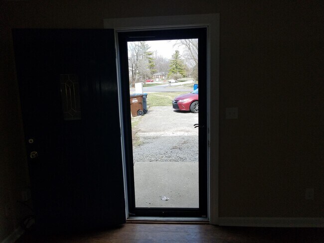 Foto del edificio - 9500 Cedar Lake Dr