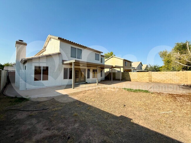 Foto del edificio - 877 W Shellfish Dr