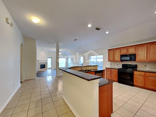 Foto del edificio - 6170 Galloway Ln