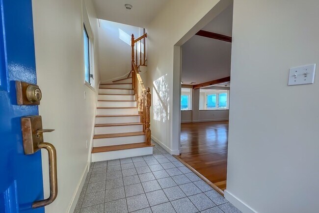 Foto del edificio - 19 Edgemere Rd