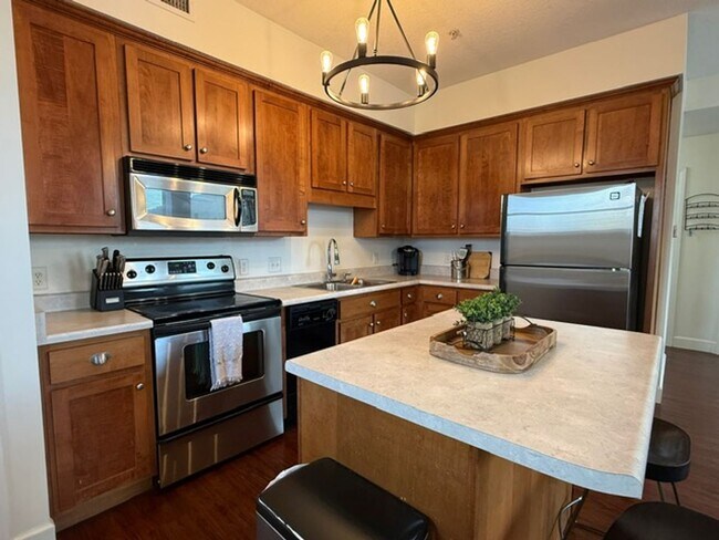 Foto del edificio - 135 E Prairie Ave