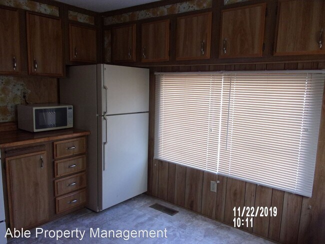 Building Photo - 2 br, 1 bath House - 8101 Tamarisk Road