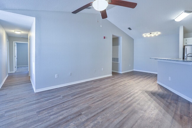 alabaster-bay-dothan-al-building-photo (3) - Alabaster Estates