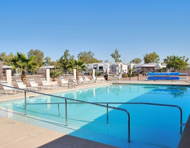 Piscina - Fiesta Grande RV Resort