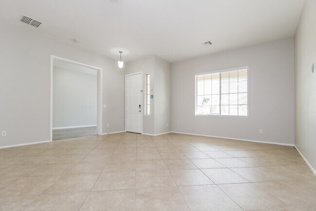 Building Photo - 13734 W Montebello Ave