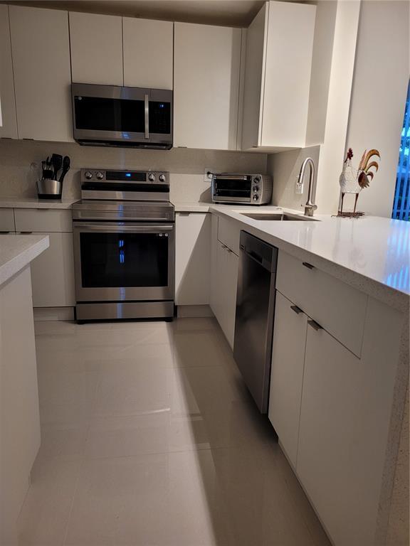 Foto del edificio - 8101 SW 24th Ct