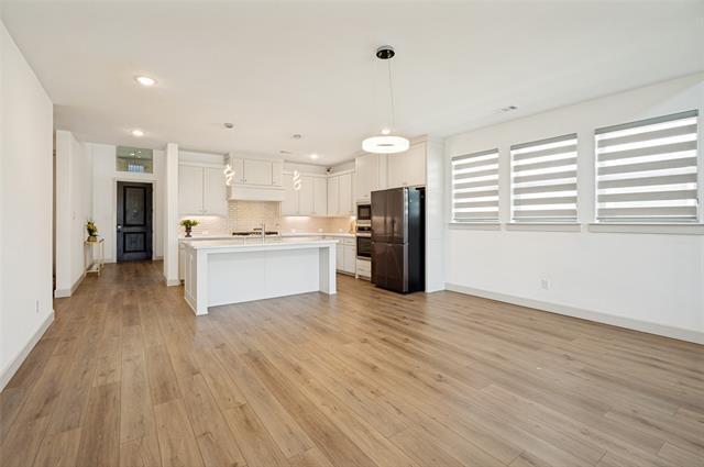Foto del edificio - 1240 Crescent Ln