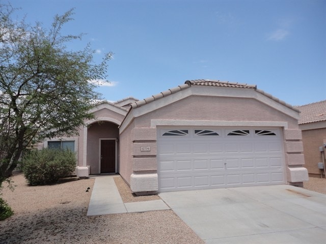 Foto principal - 12734 W Sweetwater Ave