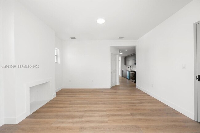 Foto del edificio - 403 SW 12th Ave