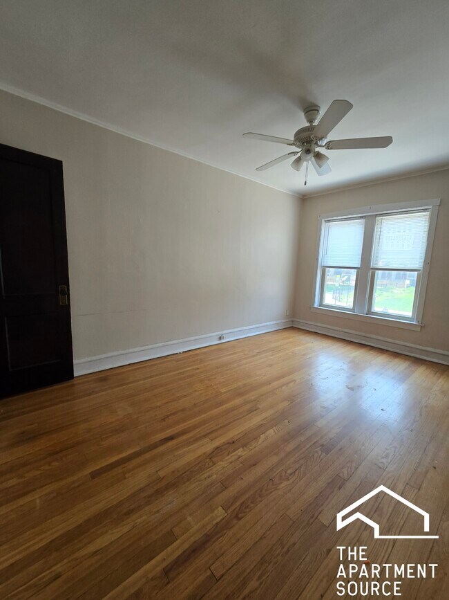 Foto del edificio - 5135 N Damen Ave