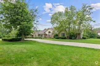 Building Photo - 1920 Wedgewood Dr