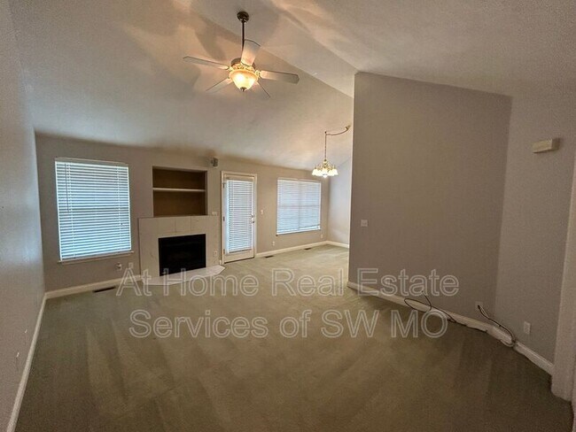 Foto del edificio - 3307 S Brunswick Ave