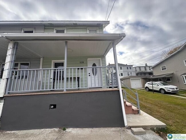 Building Photo - 518 E Patterson St