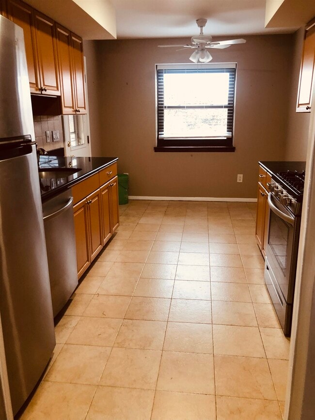 Foto del edificio - 4 Green Valley Ct