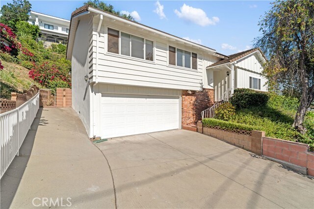 Building Photo - 1212 Alta Paseo