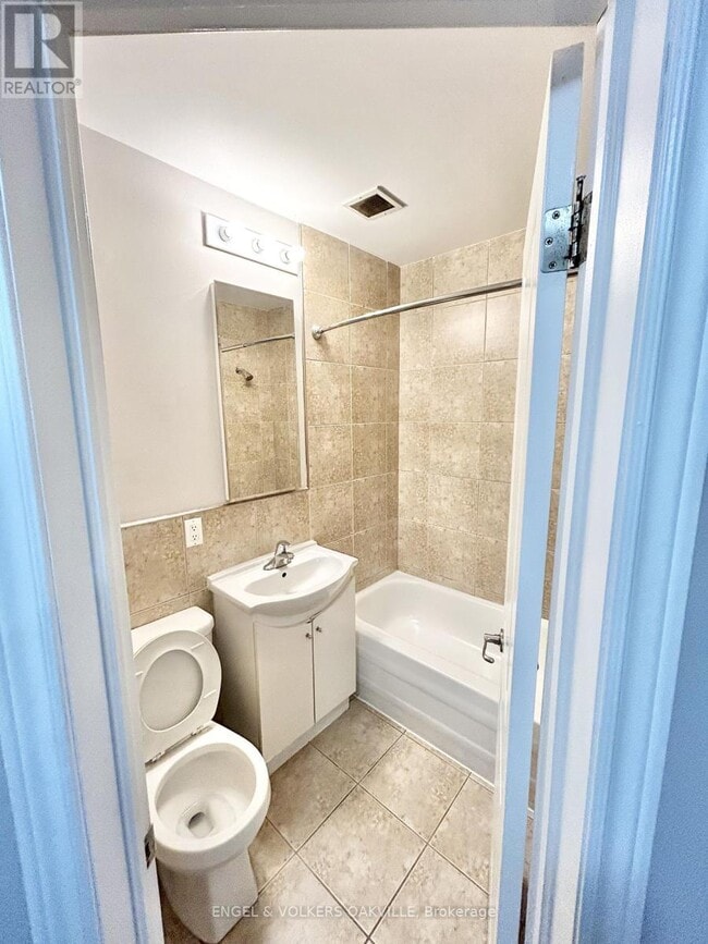 Building Photo - 90 Twenty Fifth St