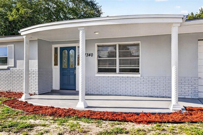 Building Photo - 7340 Ivanhoe Dr