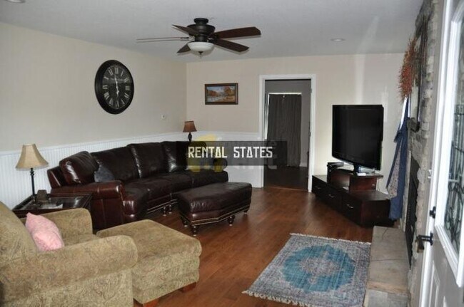 Building Photo - 3 bedroom in Townsend TN 37882