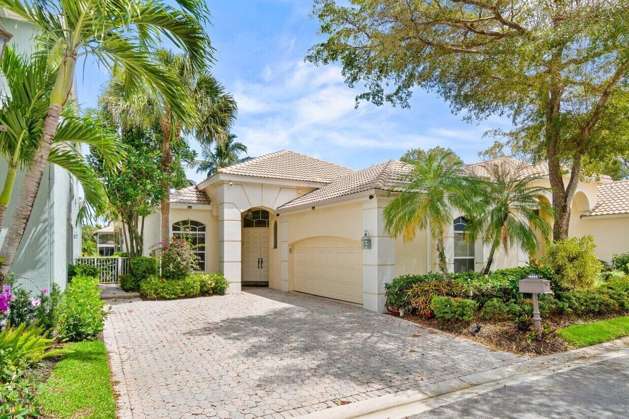 Primary Photo - 16850 Knightsbridge Ln