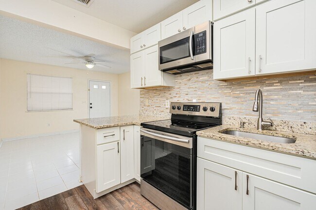 Building Photo - Cozy 2 Bedroom Ormond Beach Home
