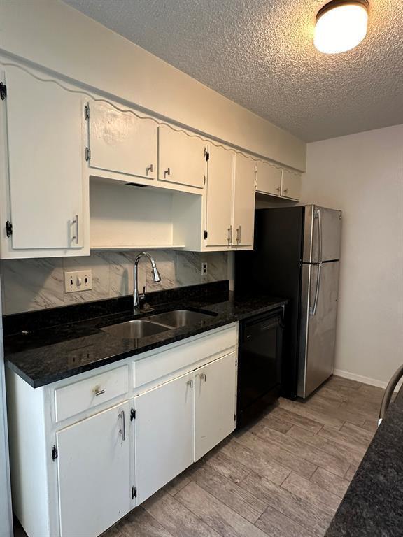 Foto del edificio - 7709 Meadowview Ln