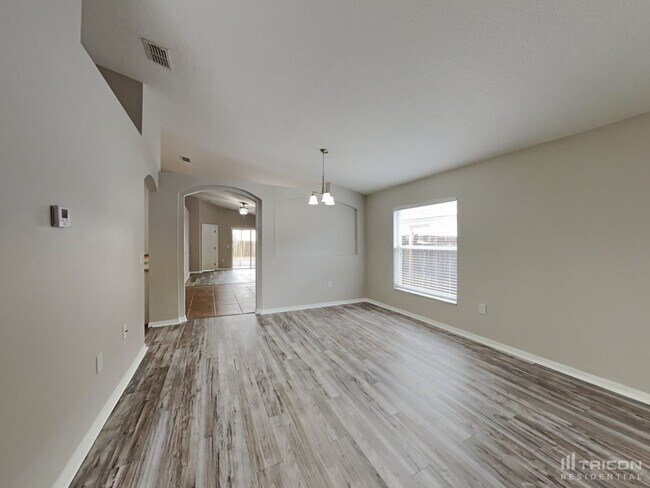 Foto del edificio - 14232 Colonial Lakes Dr
