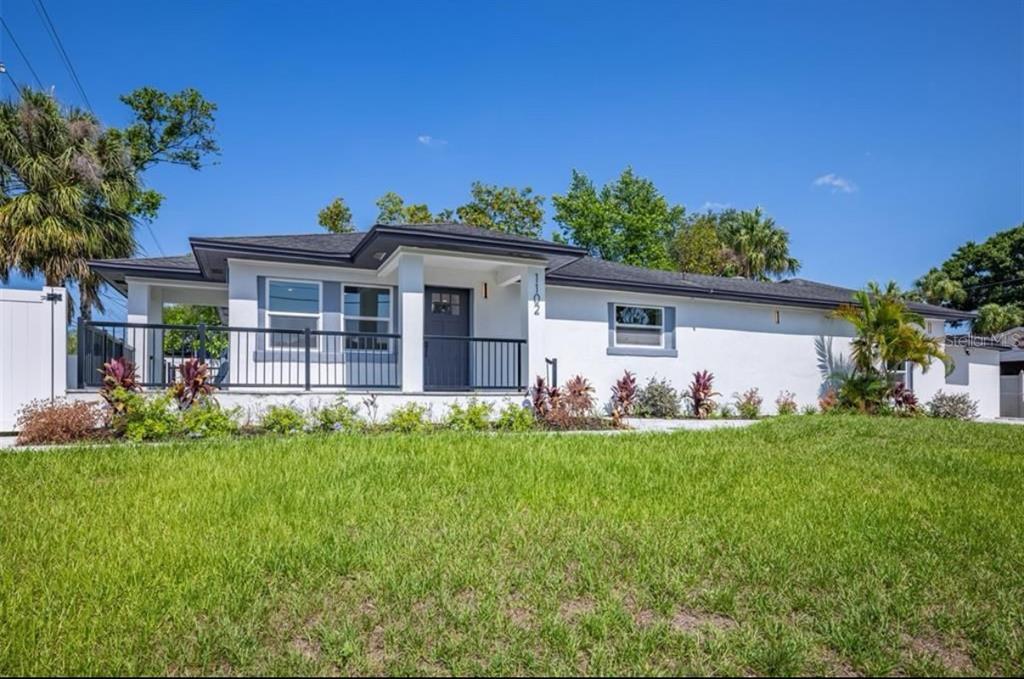 Foto principal - 1102 N Albany Ave