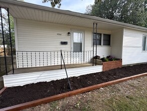 Building Photo - 2708 Trimble St