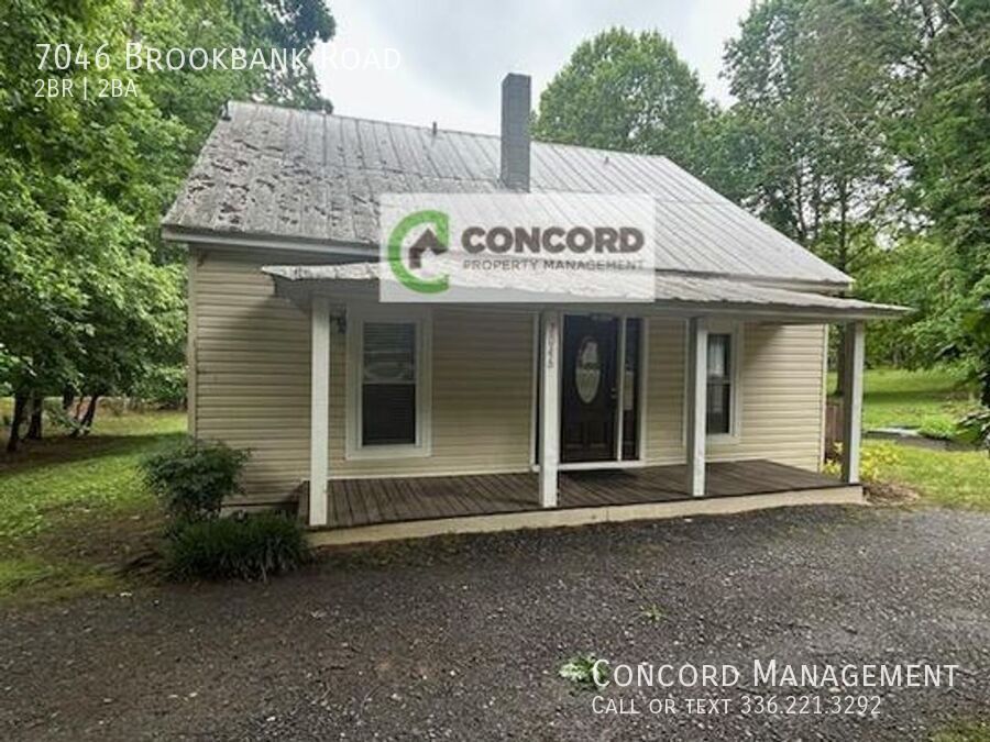 Primary Photo - 7046 Brookbank Rd