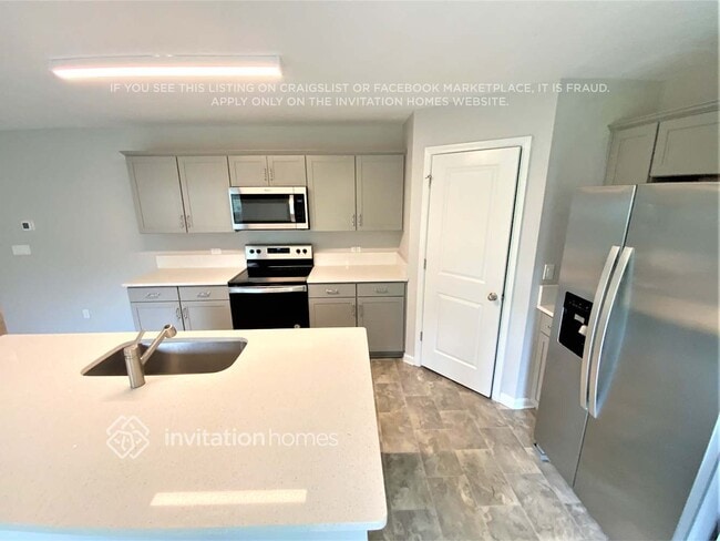 Building Photo - 212 Sawmill Forest Ct