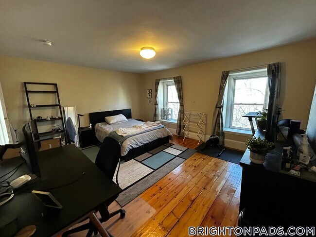 Foto del edificio - 14 Woodmont St