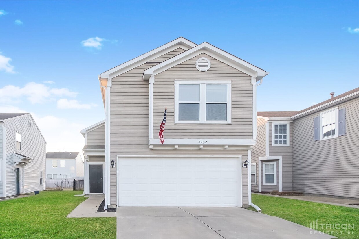 Foto principal - 4452 Redcliff N Ln