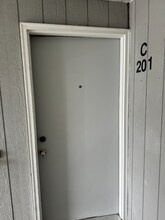 Building Photo - 150 SE Barrington Dr