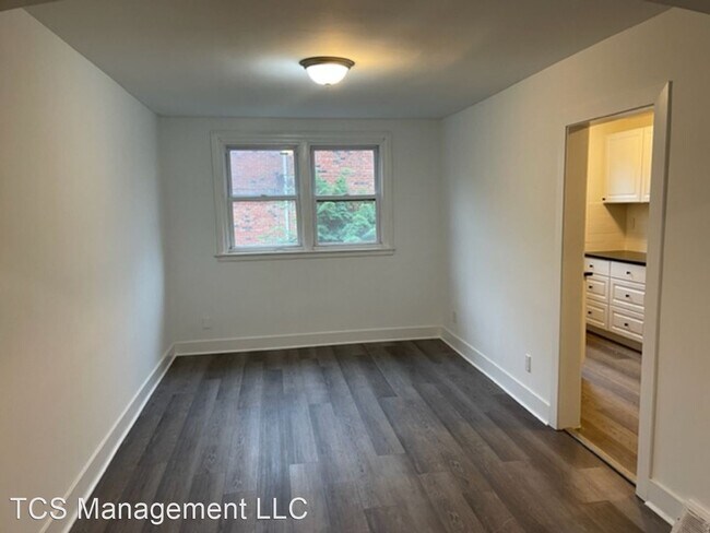 Building Photo - 3 br, 1.5 bath House - 1722 South Edgewood...