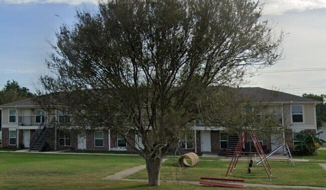 Foto del edificio - 501 Henderson Ave